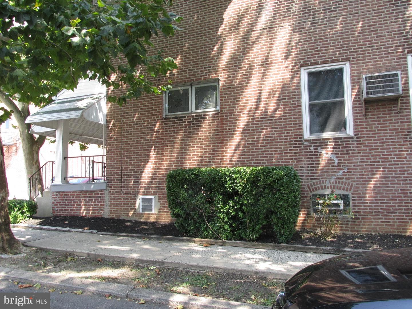 6101 Colgate Street photo 4