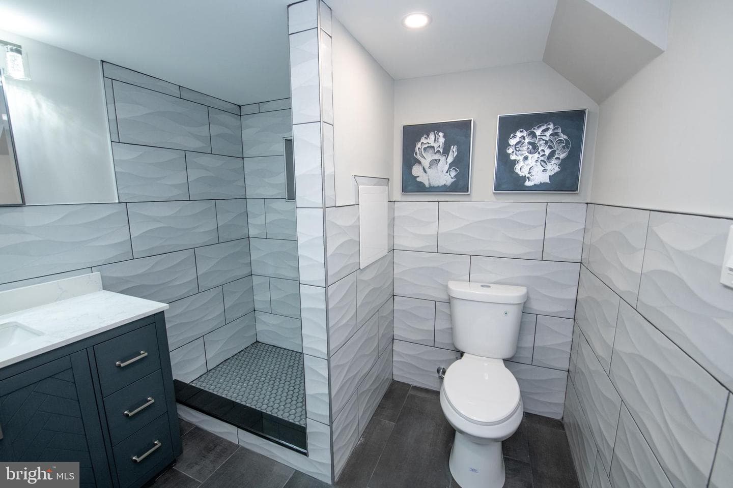 6634 Claridge Street photo 22