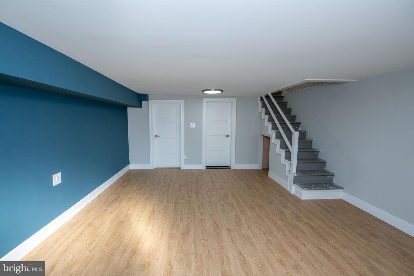 6634 Claridge Street photo 25
