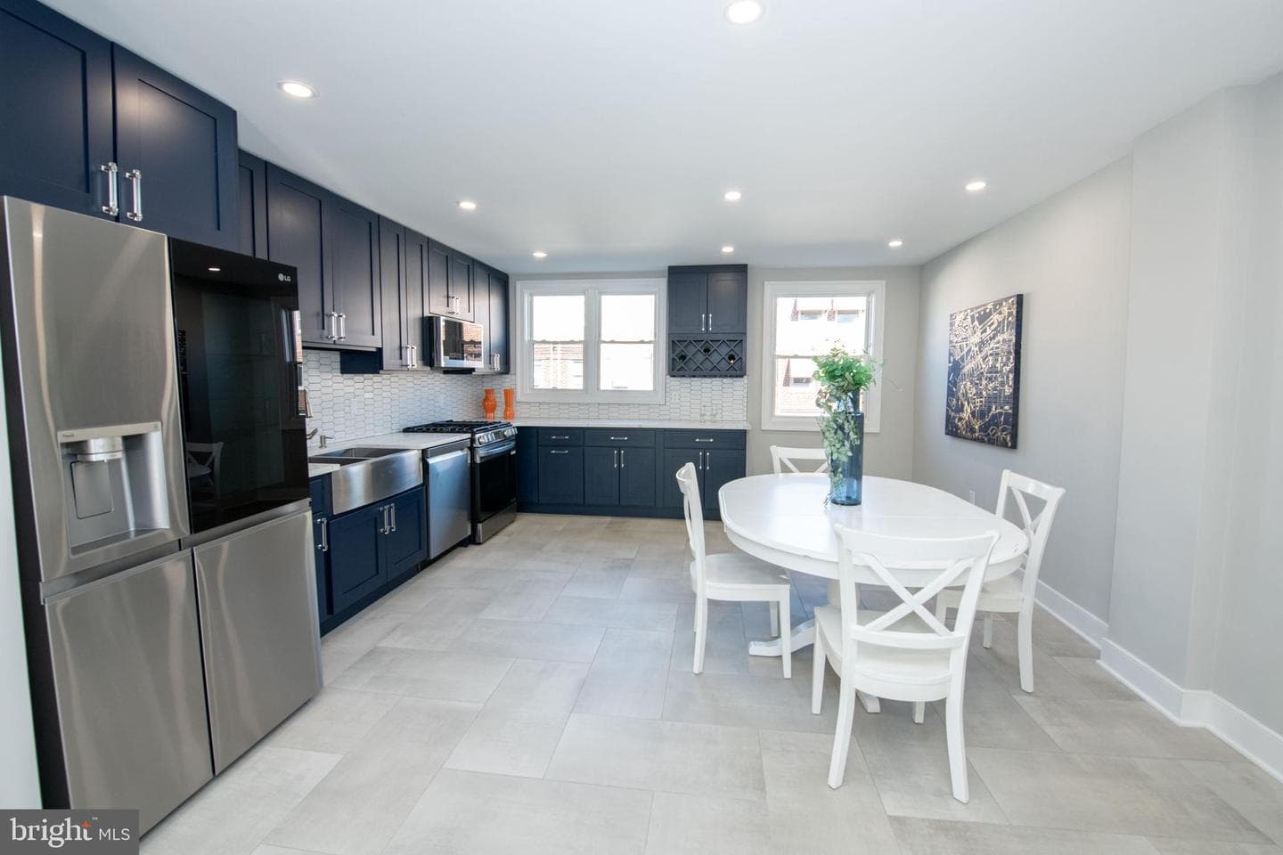 6634 Claridge Street photo 5