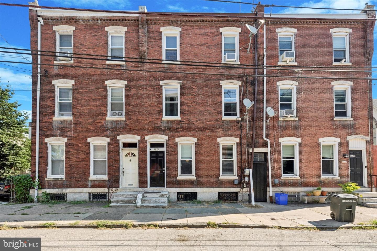 3827 Terrace Street photo 1