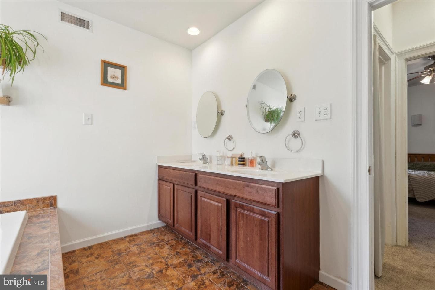 3827 Terrace Street photo 16