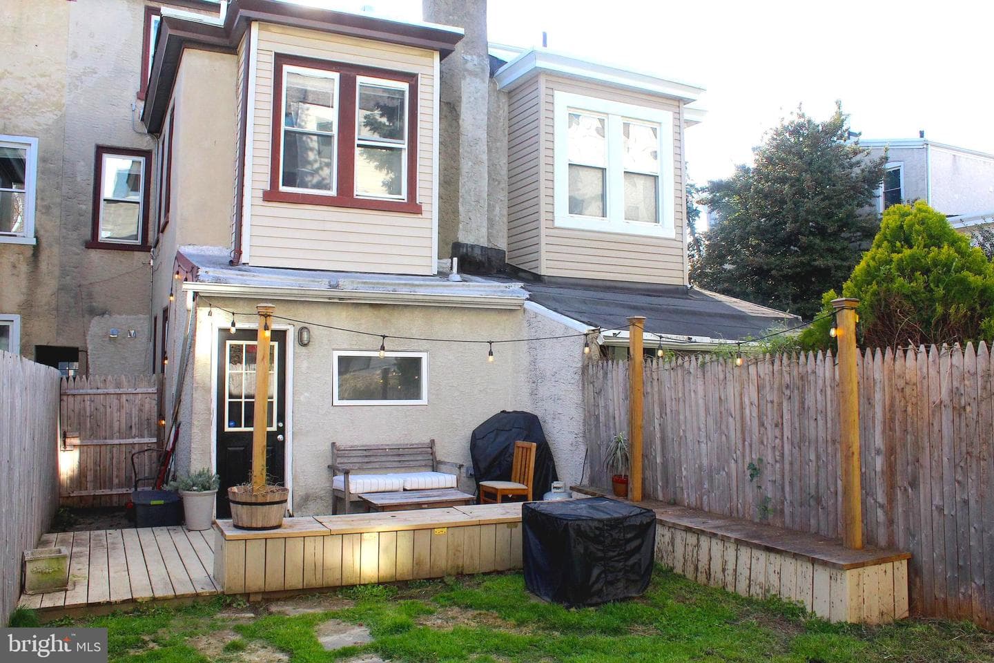 3827 Terrace Street photo 25