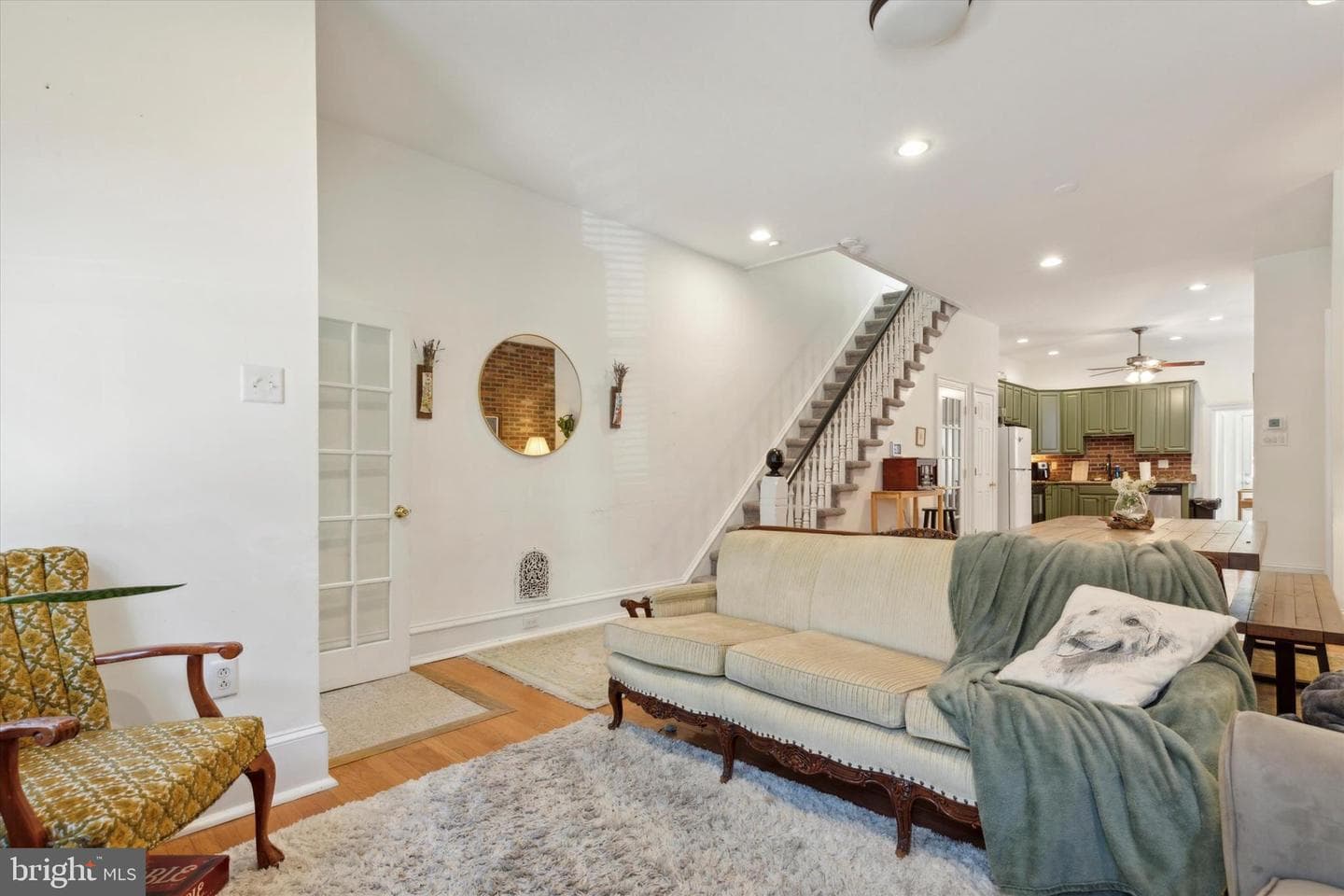 3827 Terrace Street photo 3