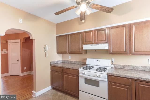5946 Kemble Avenue photo 11