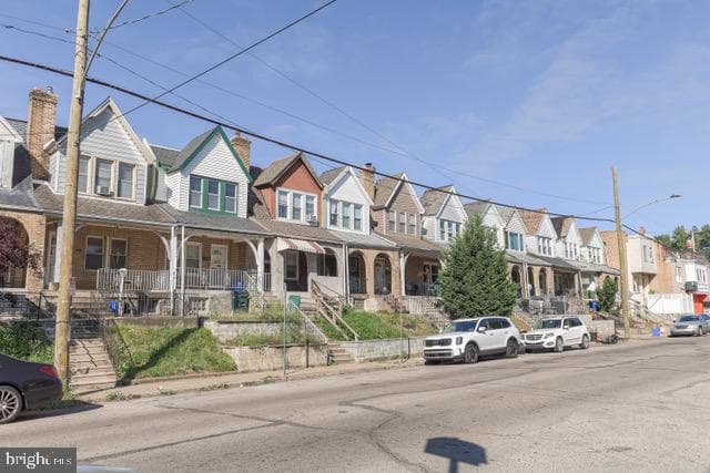 5946 Kemble Avenue photo 22