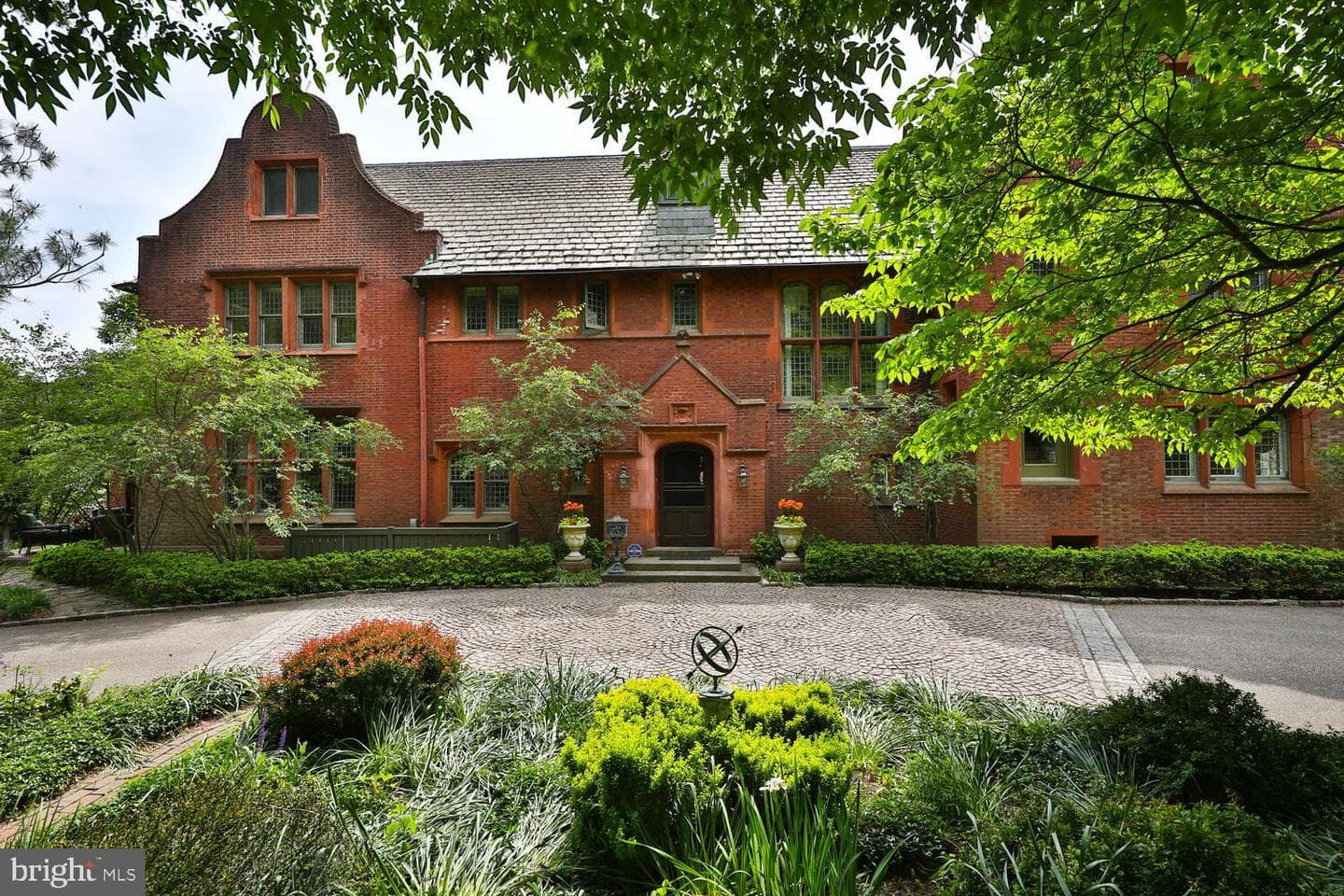 455 And 461 W Chestnut Hill Avenue photo 81