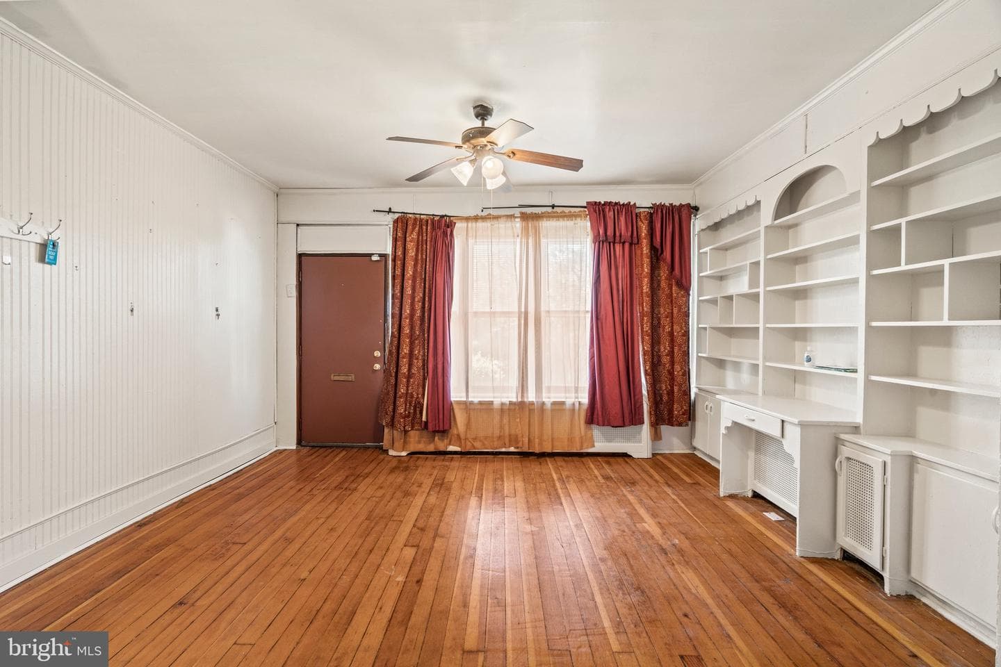 5465 Arlington Street photo 3
