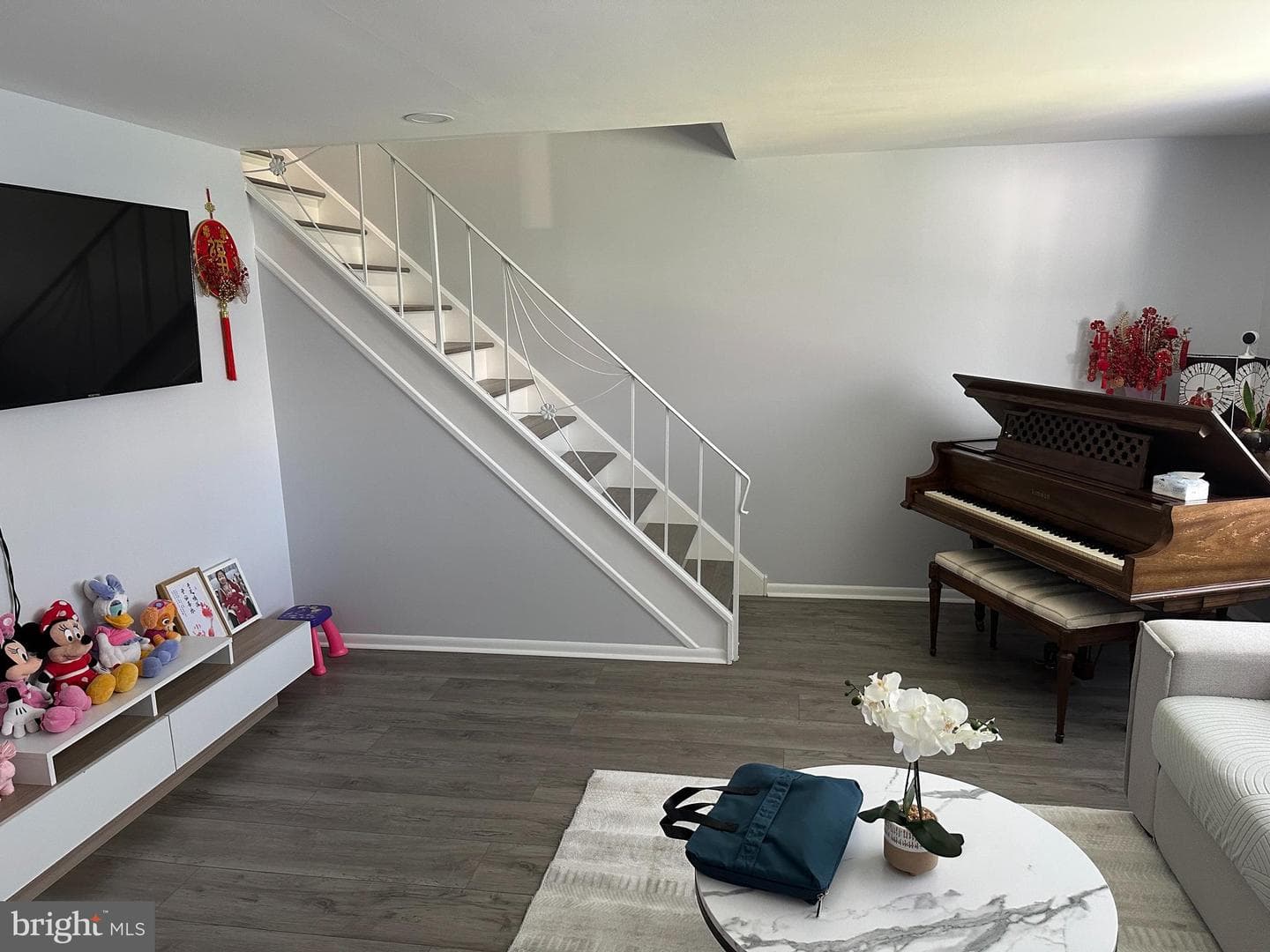 648 Lawler Street photo 13