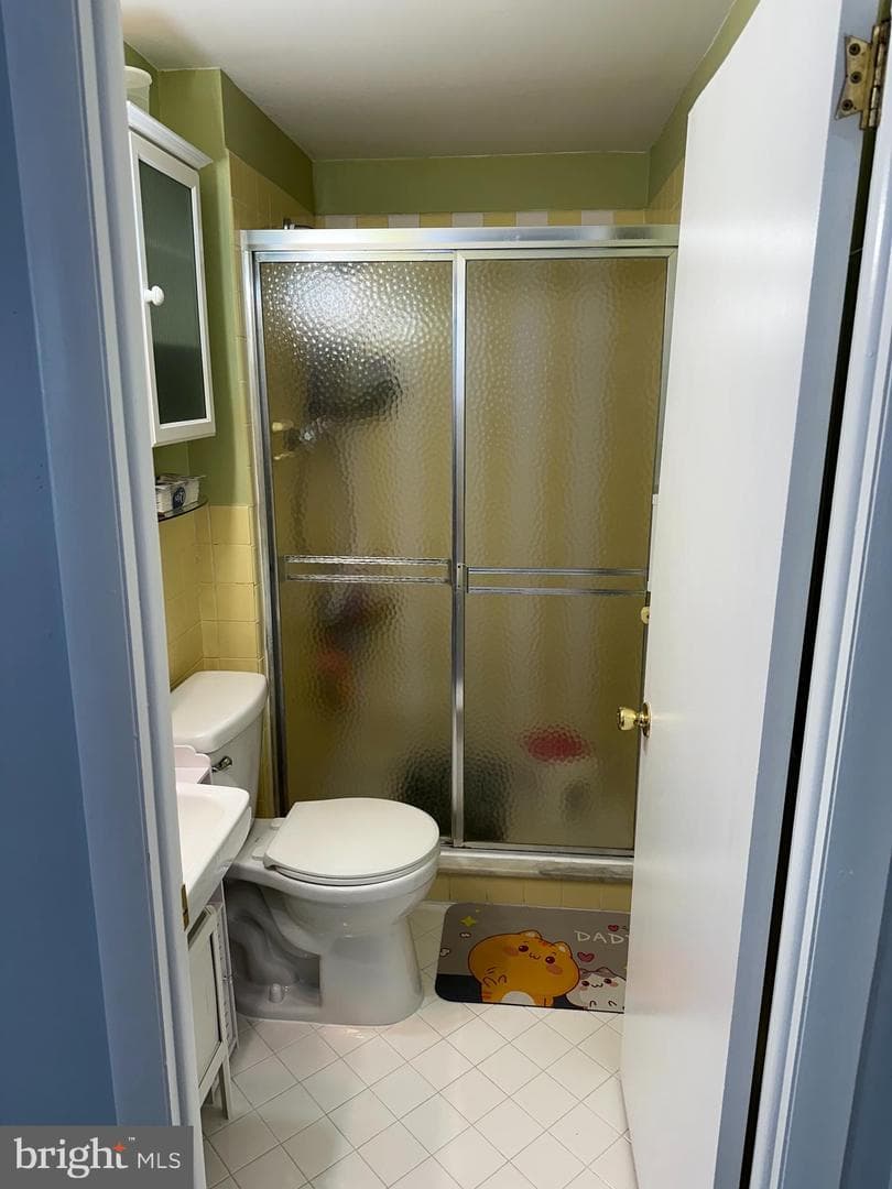 648 Lawler Street photo 7