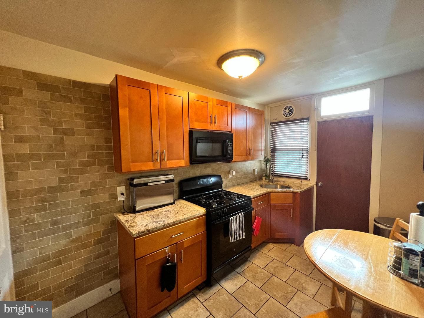 6642 N Opal Street photo 17