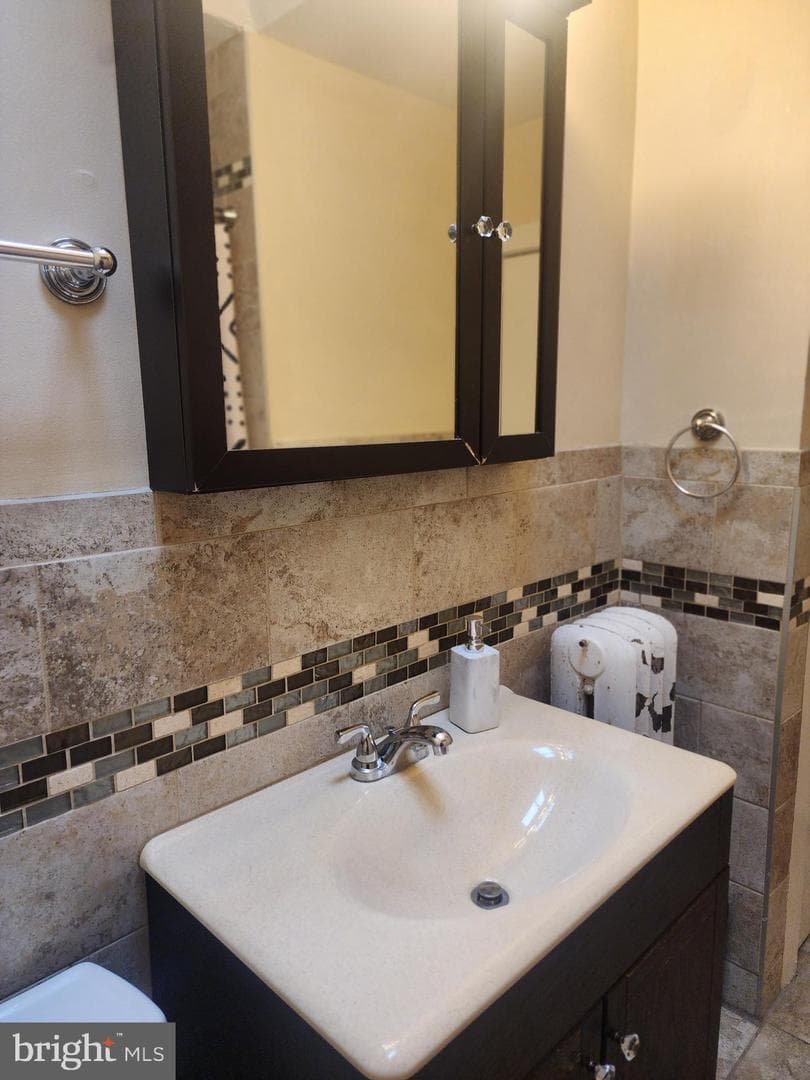 6642 N Opal Street photo 36