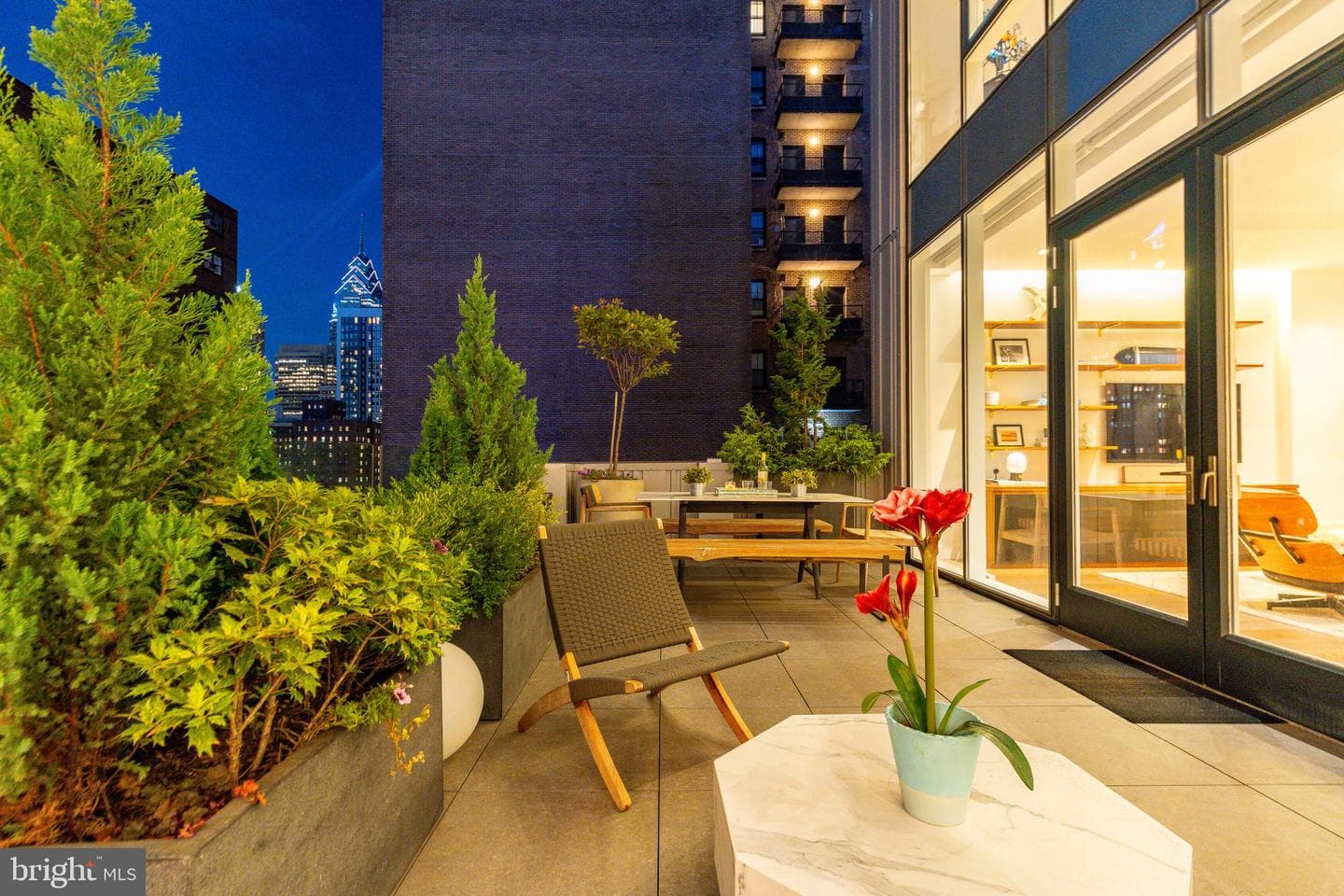 2110 Walnut Street #601 photo 60