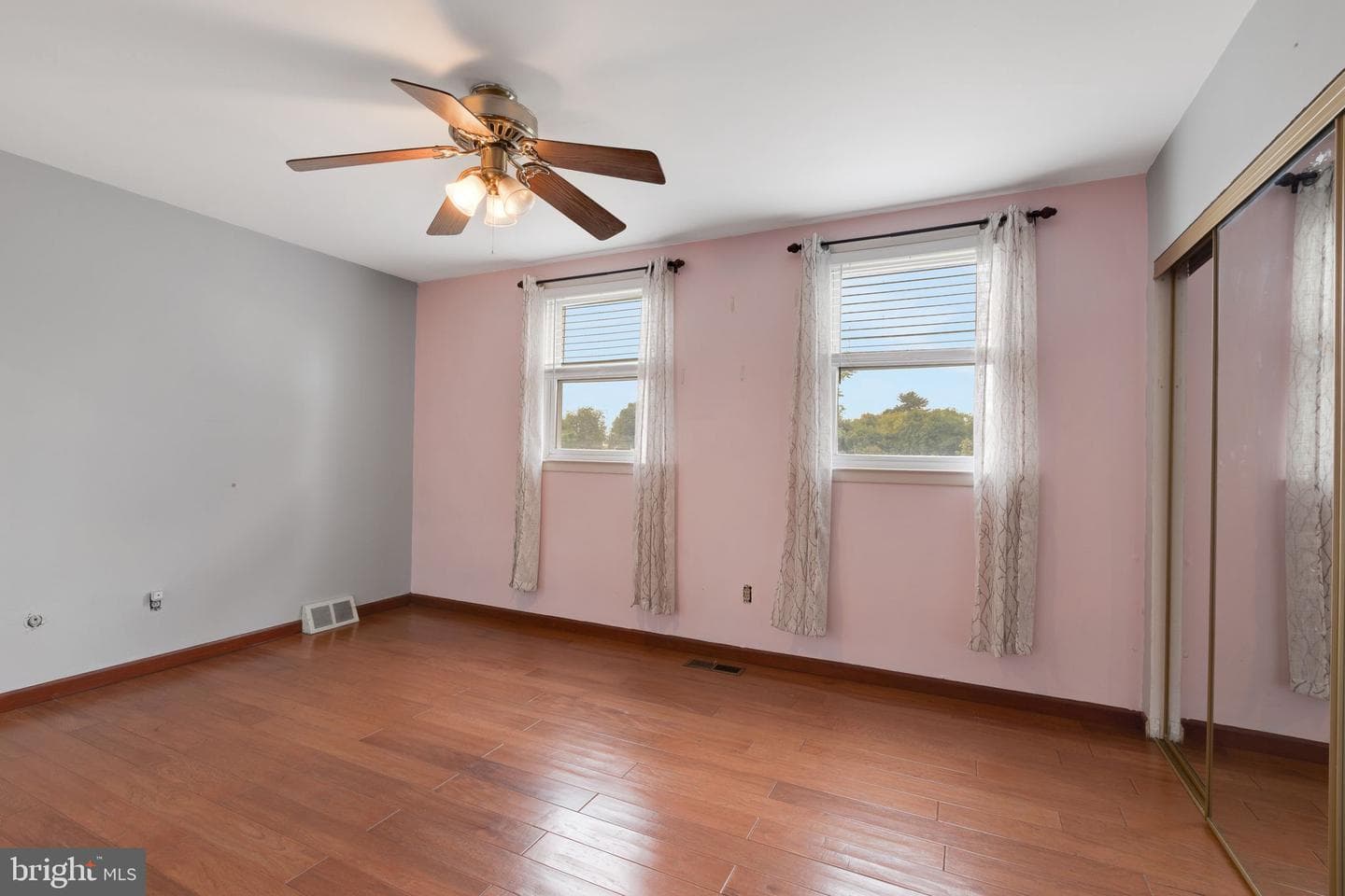7456 Hill Road photo 21