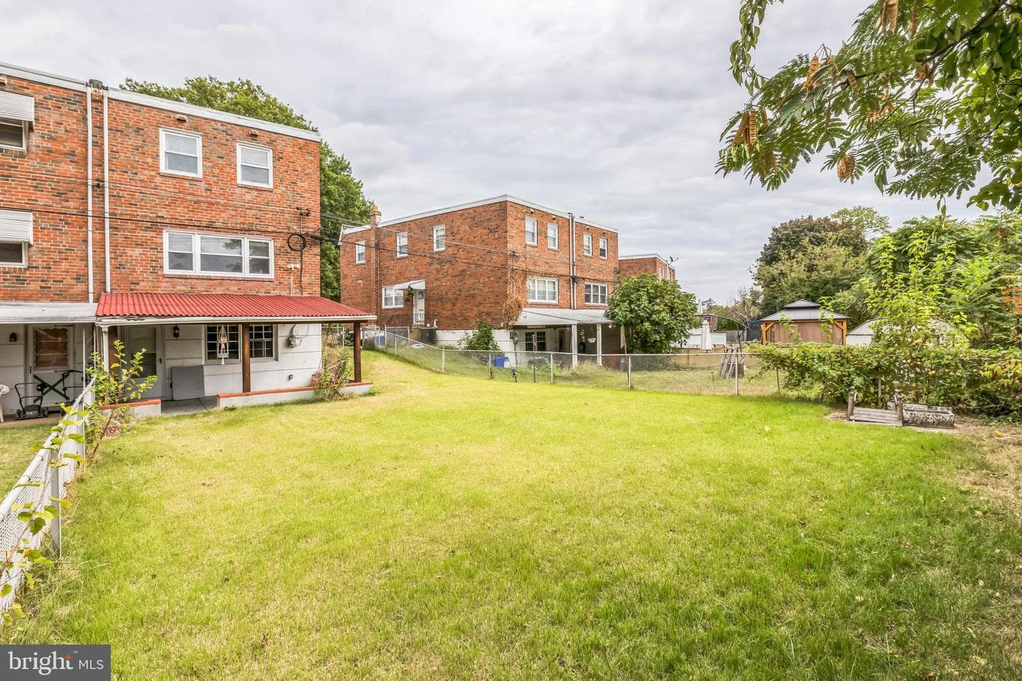 7456 Hill Road photo 5