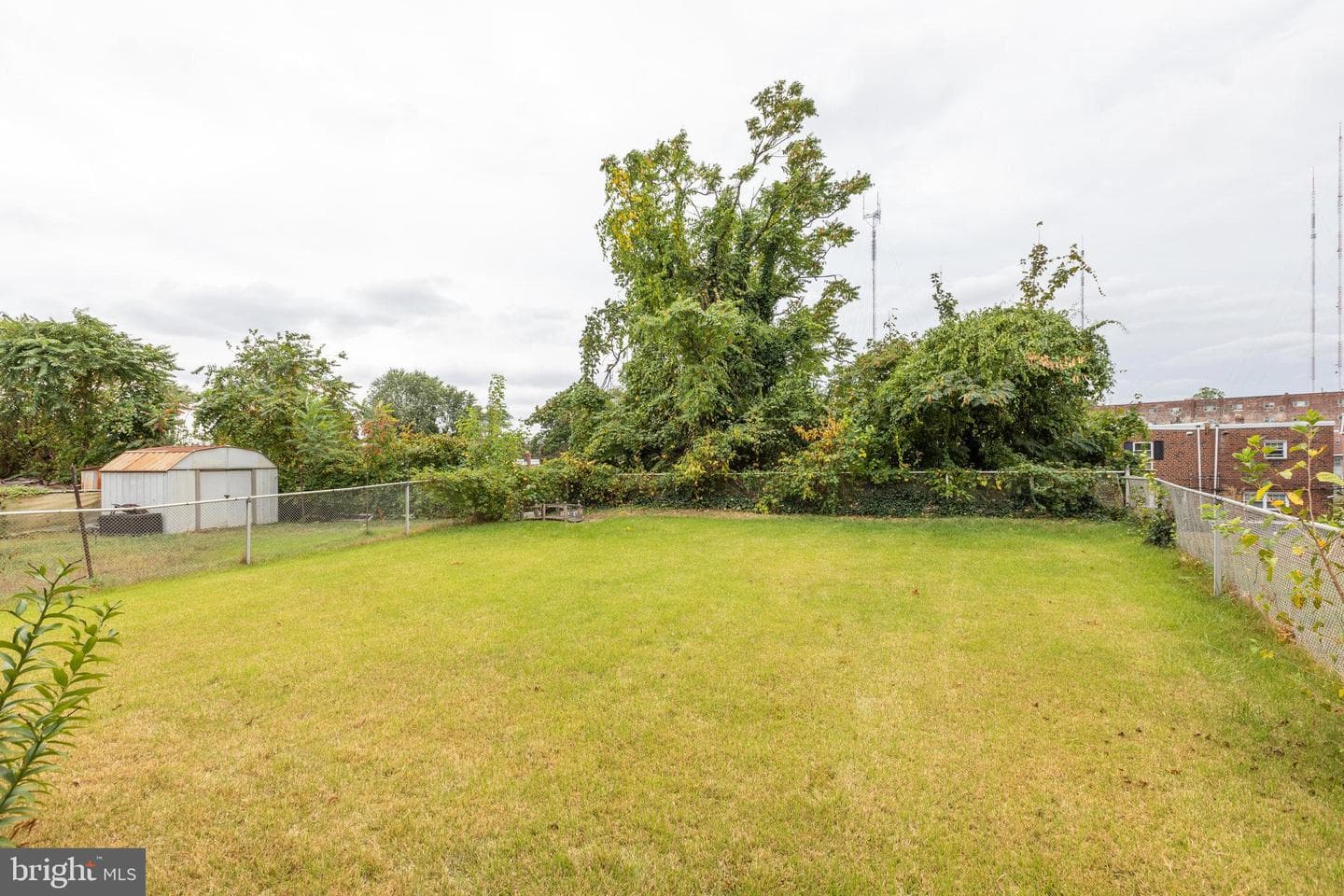 7456 Hill Road photo 6
