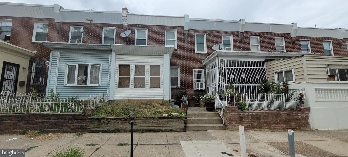 429 E Mentor Street photo 2
