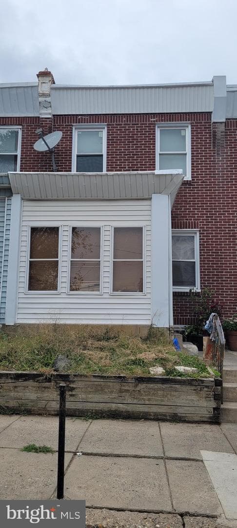 429 E Mentor Street photo 4