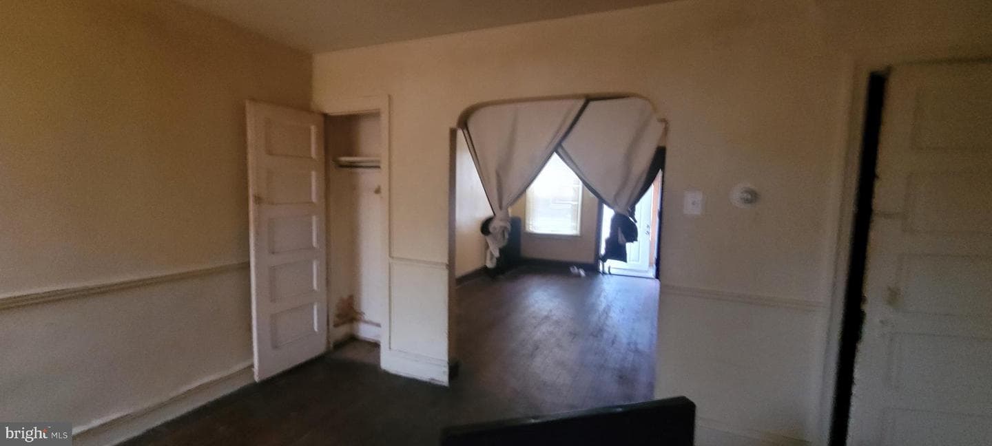 429 E Mentor Street photo 6
