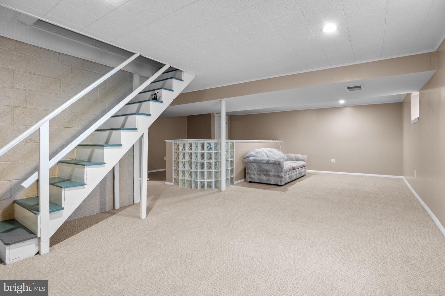 7610 Brous Avenue photo 24
