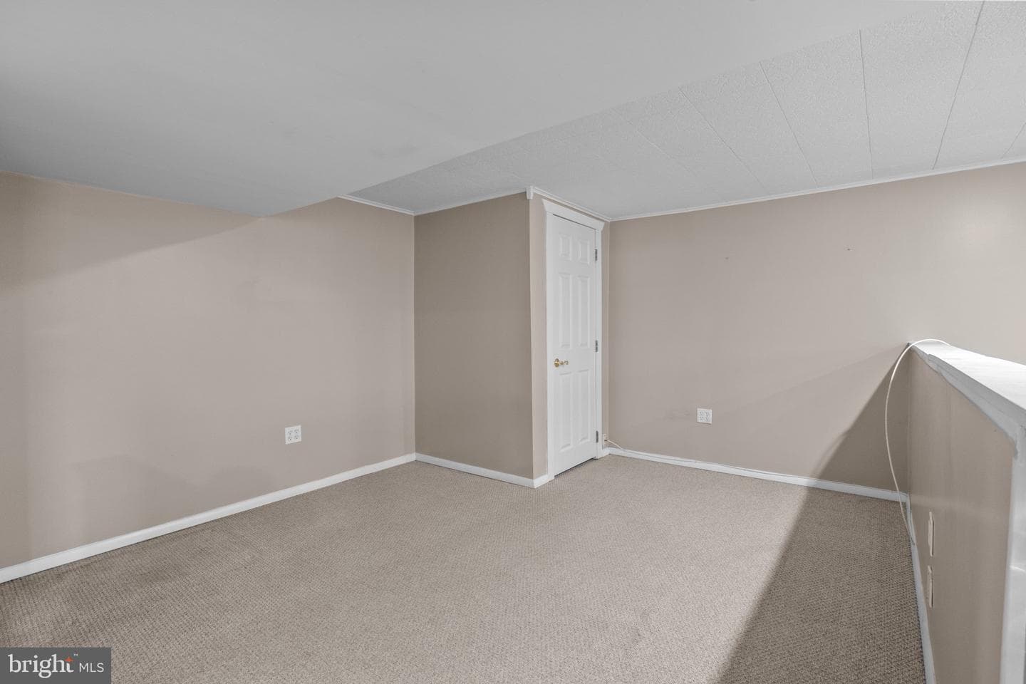 7610 Brous Avenue photo 25
