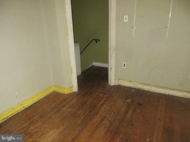 7729 Temple Road photo 7
