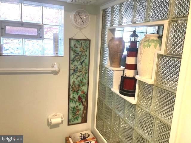 8850 Brocklehurst Street photo 28