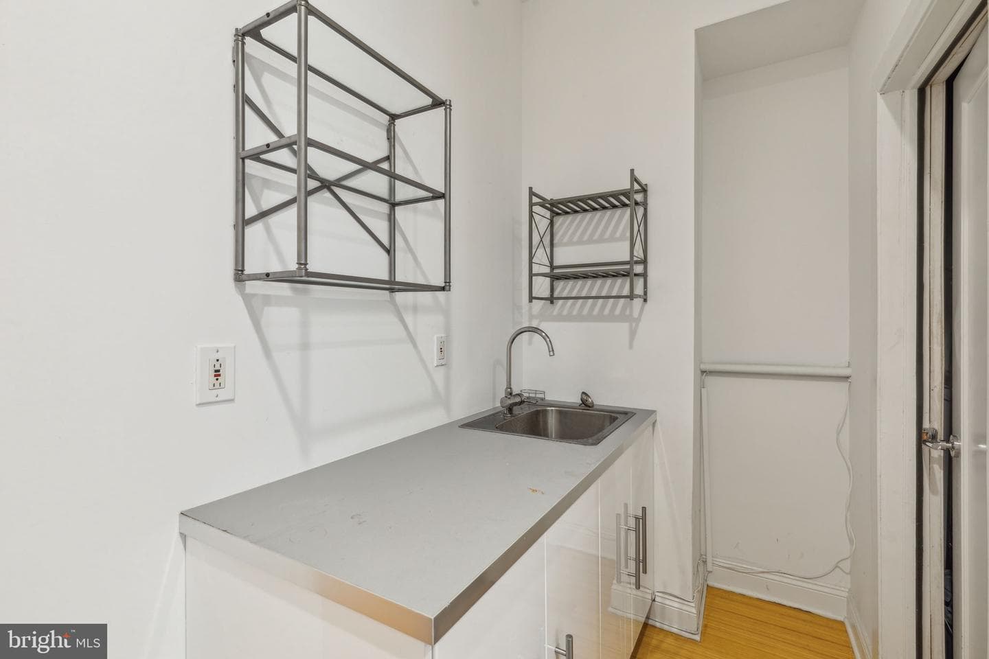 1606 Chestnut Street #3 photo 17