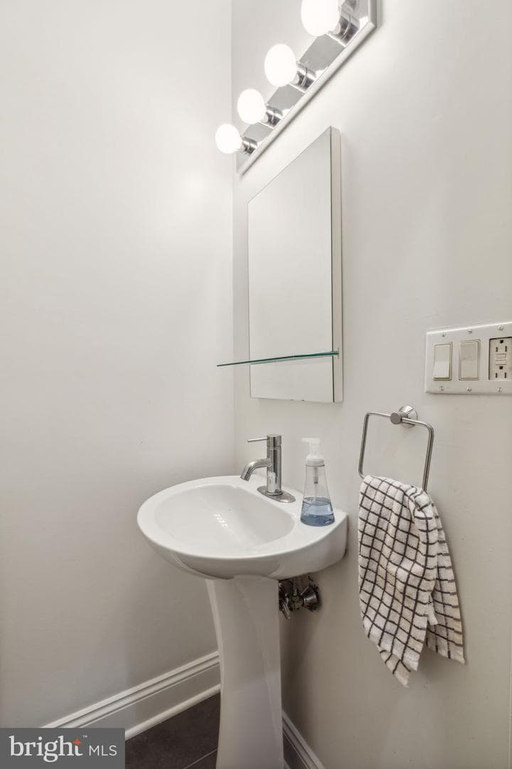 1606 Chestnut Street #3 photo 18