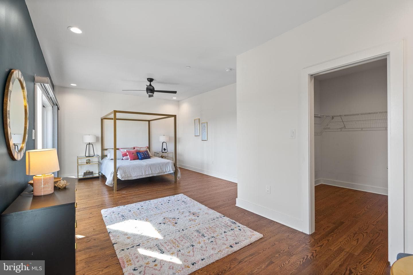 335 Wright Street photo 22