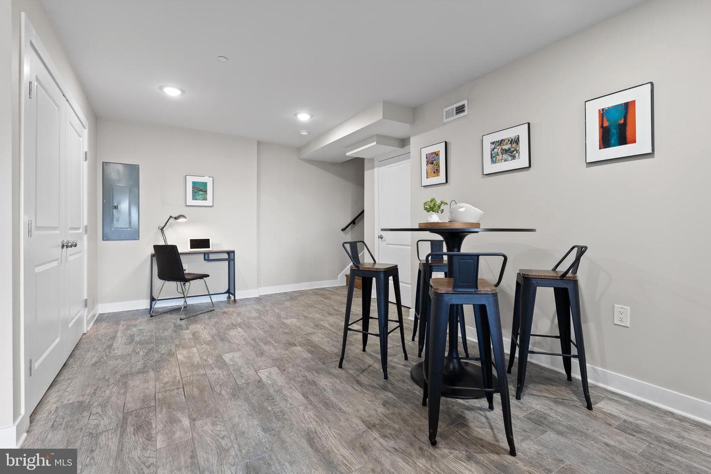 335 Wright Street photo 35