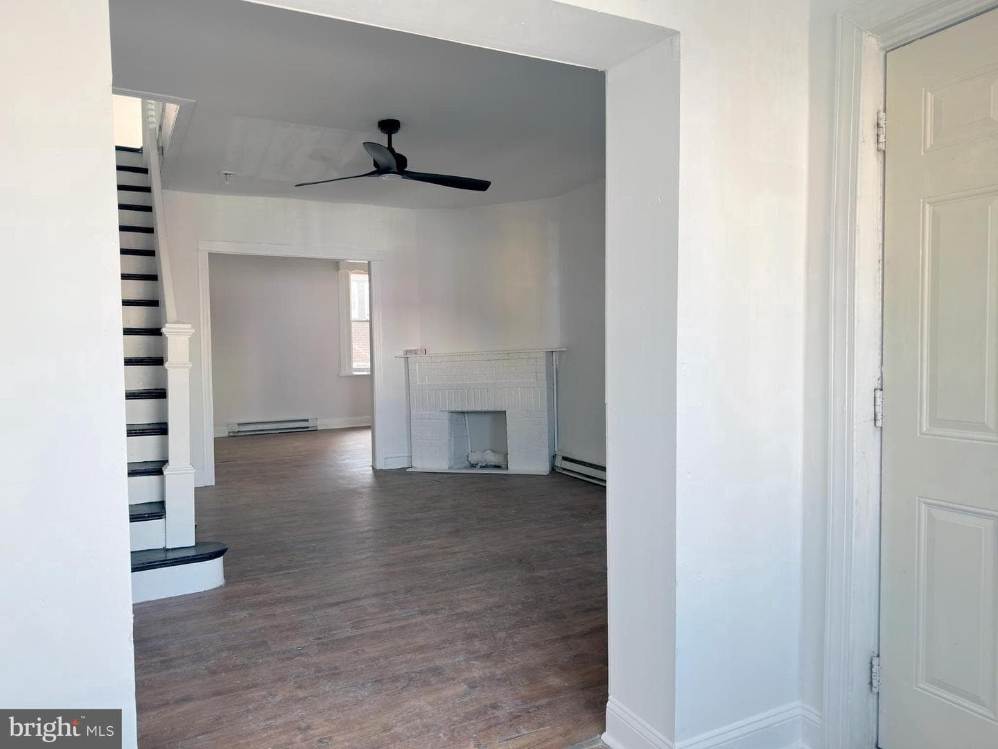 4850 Brown Street photo 3
