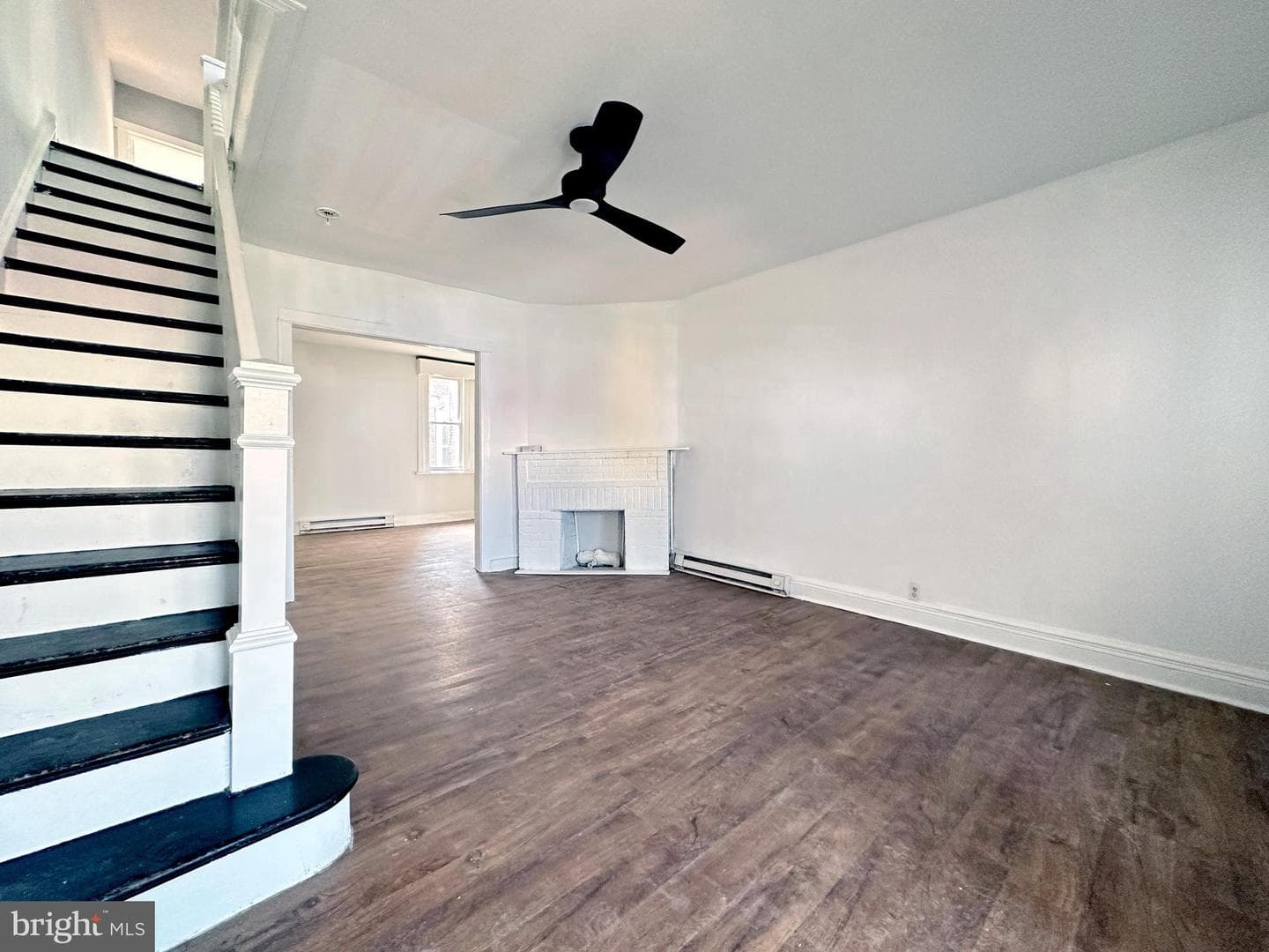 4850 Brown Street photo 5