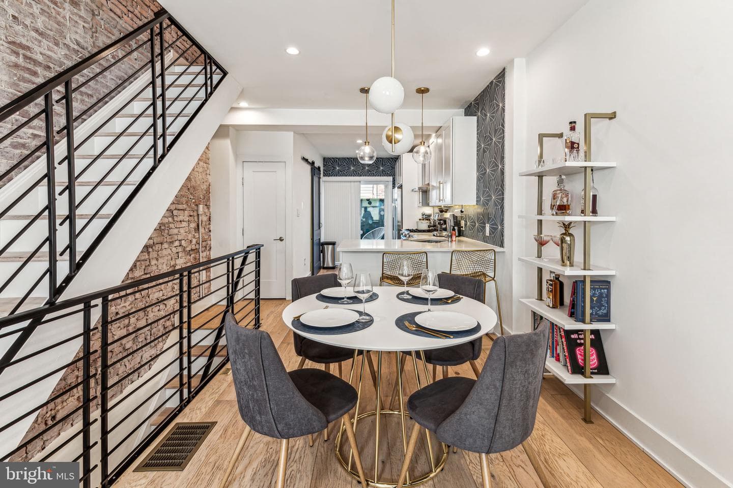 331 Winton Street photo 7