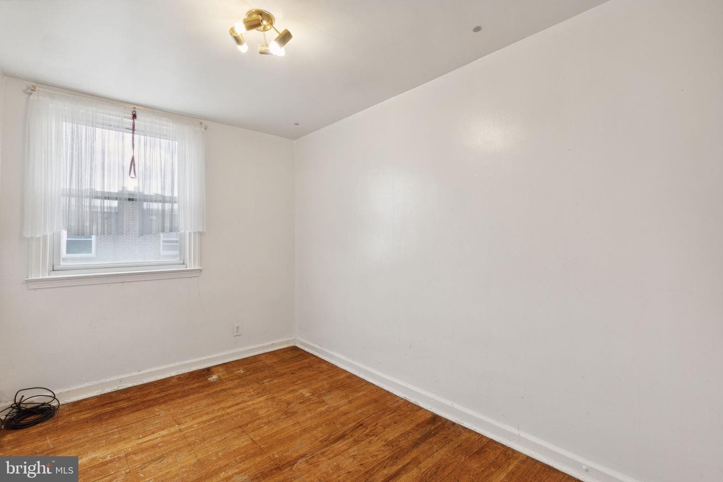 6325 Elmhurst Street photo 19