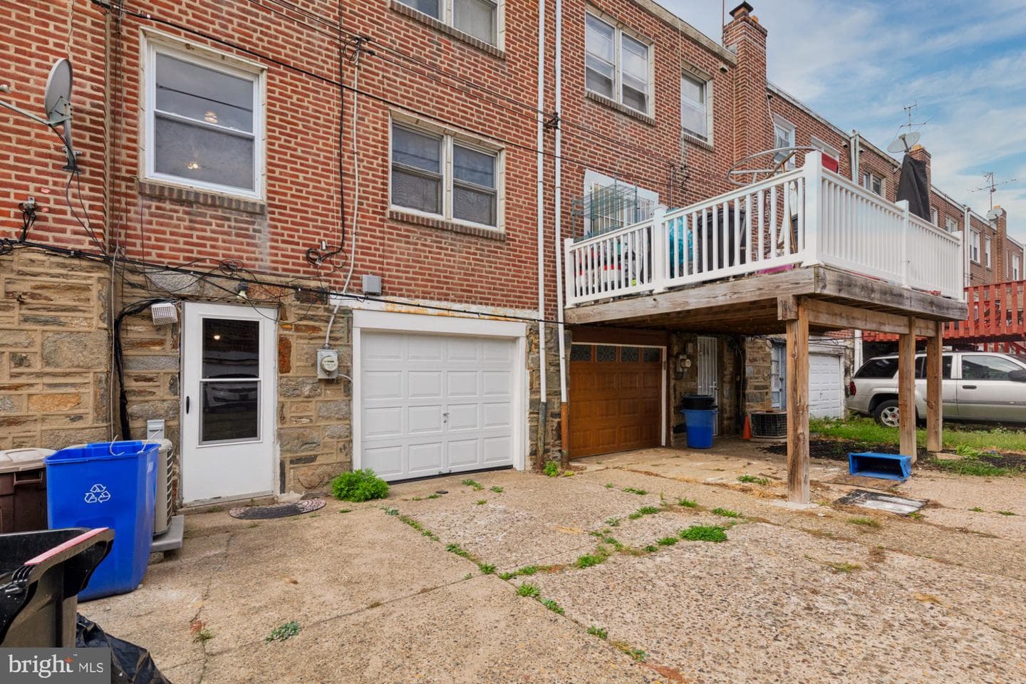 6325 Elmhurst Street photo 27