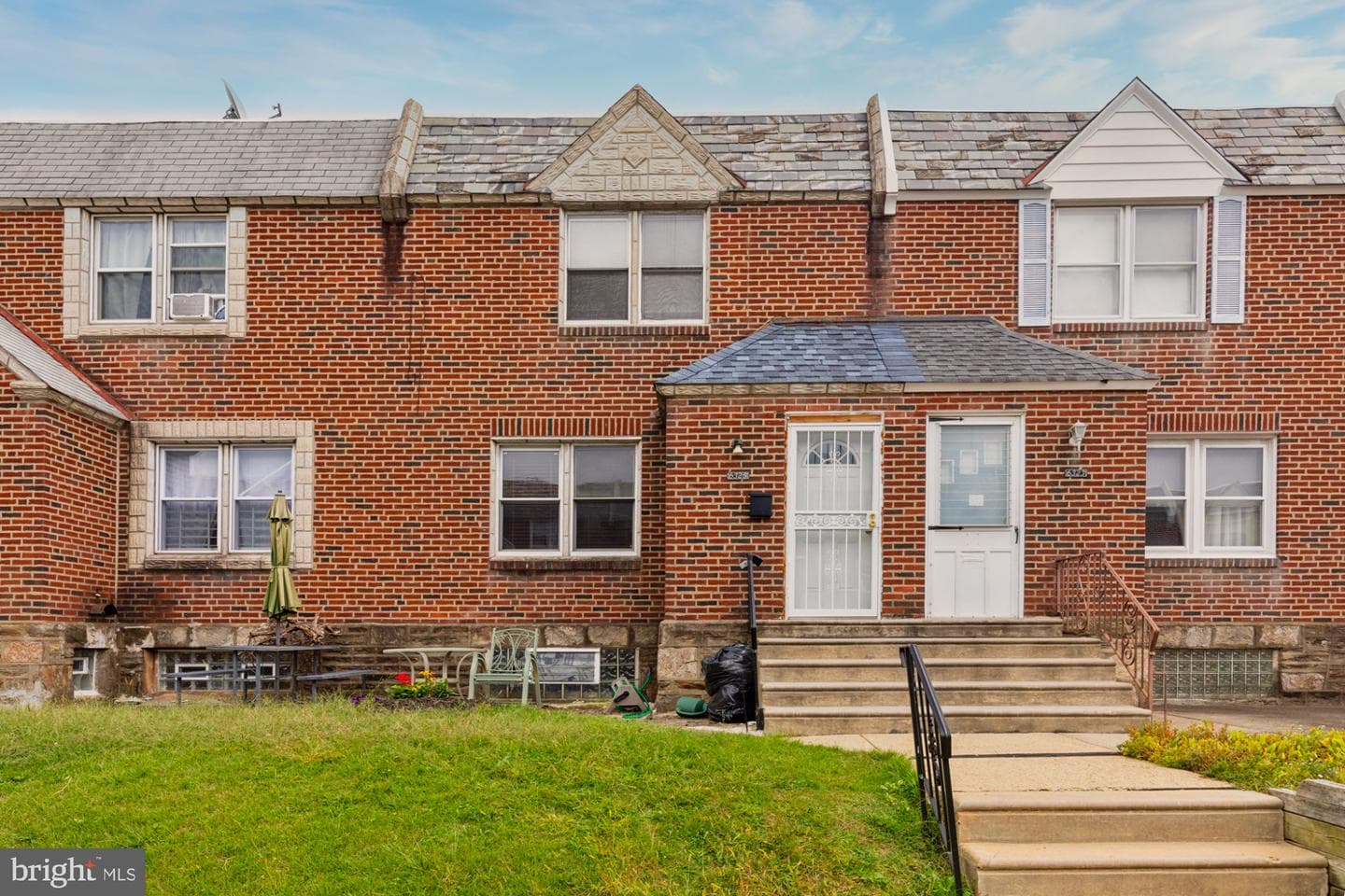 6325 Elmhurst Street photo 3
