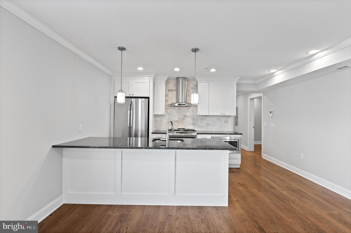 988 N Marshall Street #2r photo 11