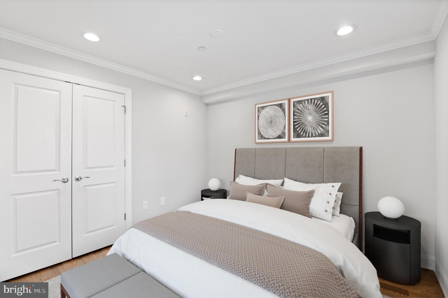 988 N Marshall Street #2r photo 5