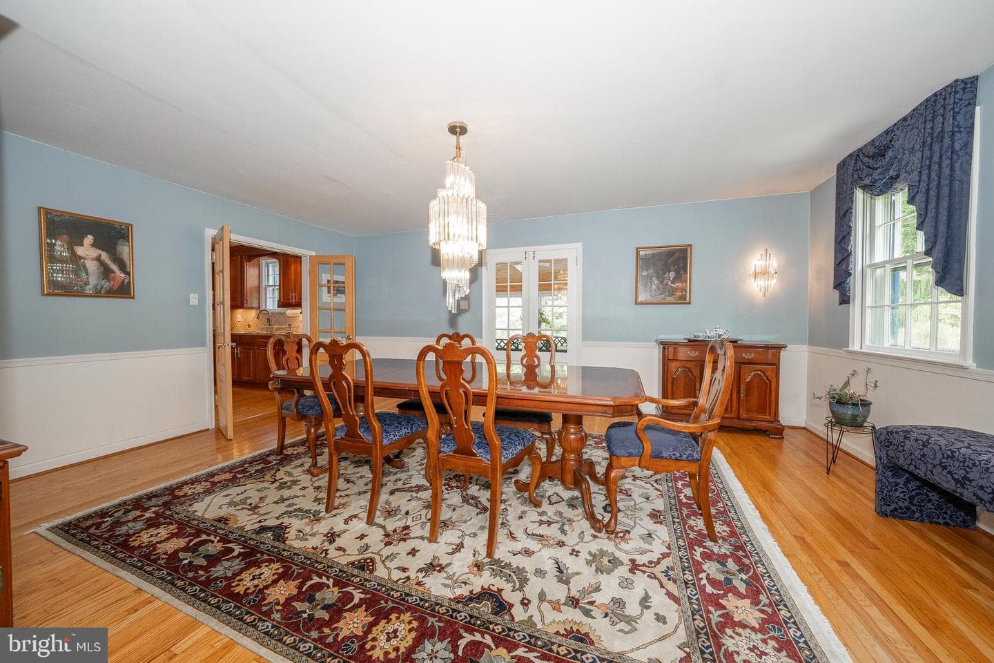 539 W Moreland Avenue photo 4