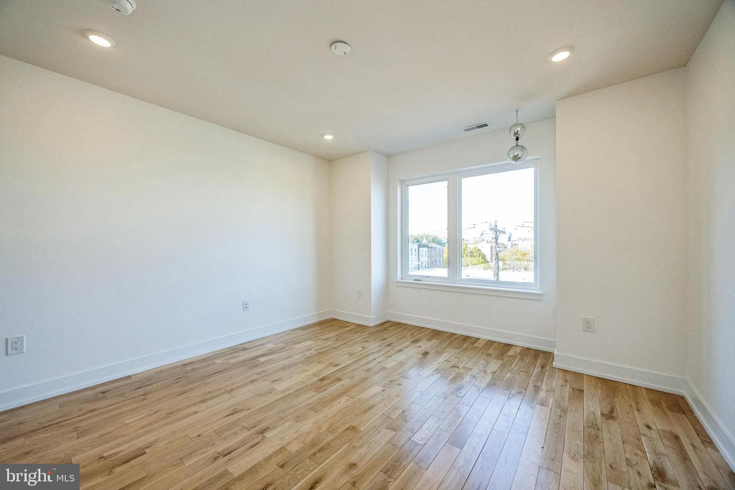 614 W Master Street #2 photo 25