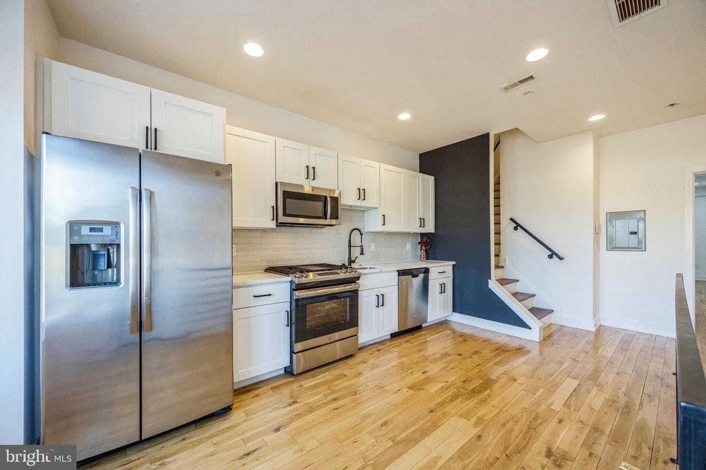 614 W Master Street #2 photo 3