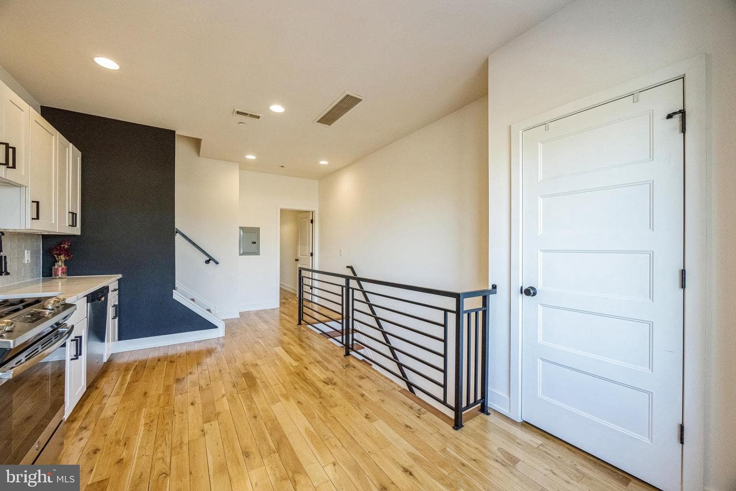 614 W Master Street #2 photo 4