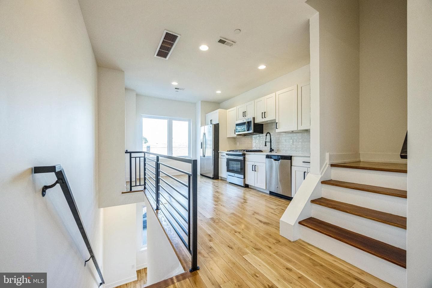 614 W Master Street #2 photo 5
