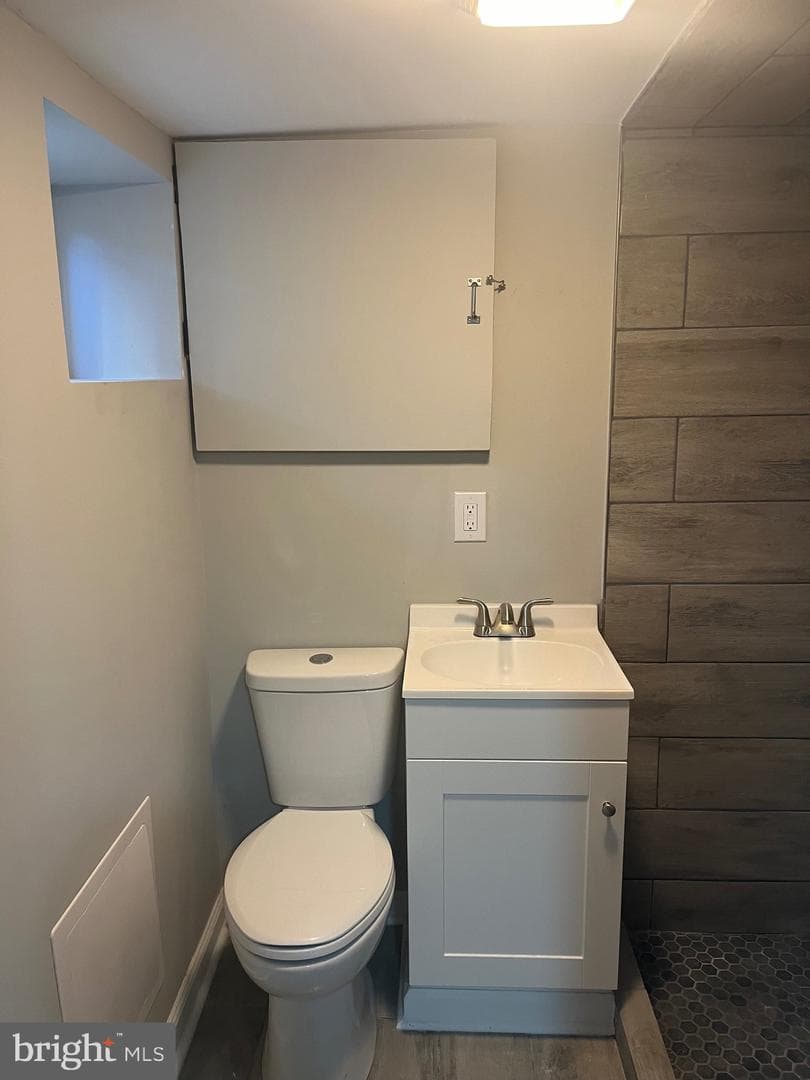 5826 N Lambert Street photo 27