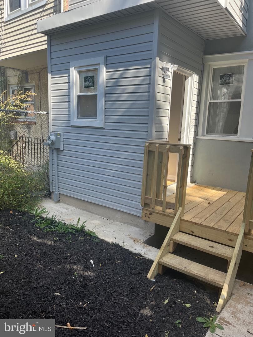 5826 N Lambert Street photo 29