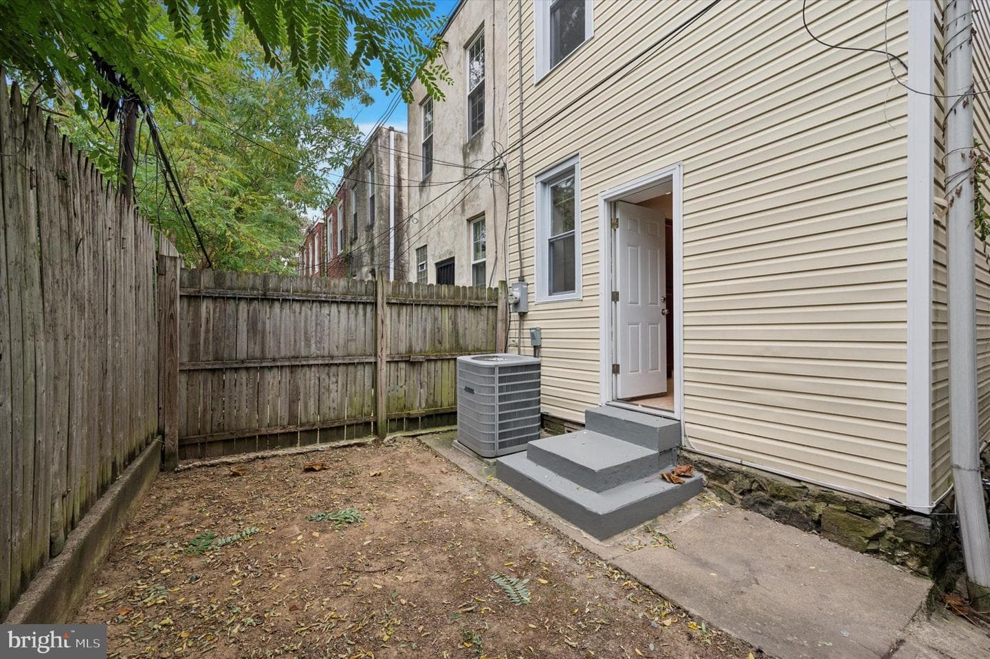 5459 Pine Street photo 21