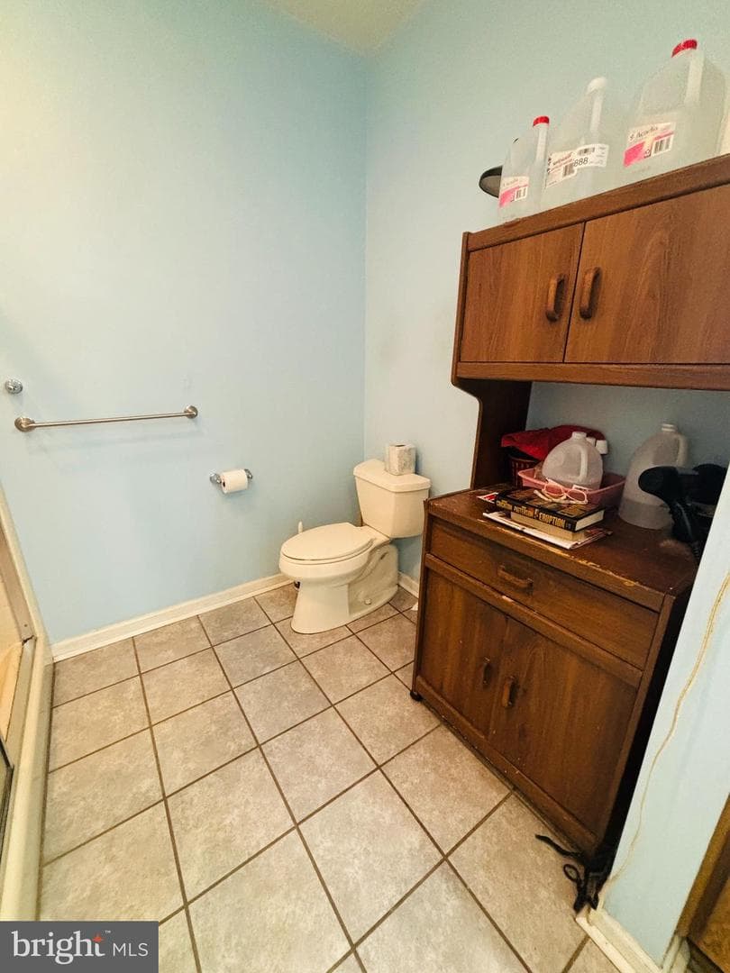 15011 Dahlia Drive photo 24