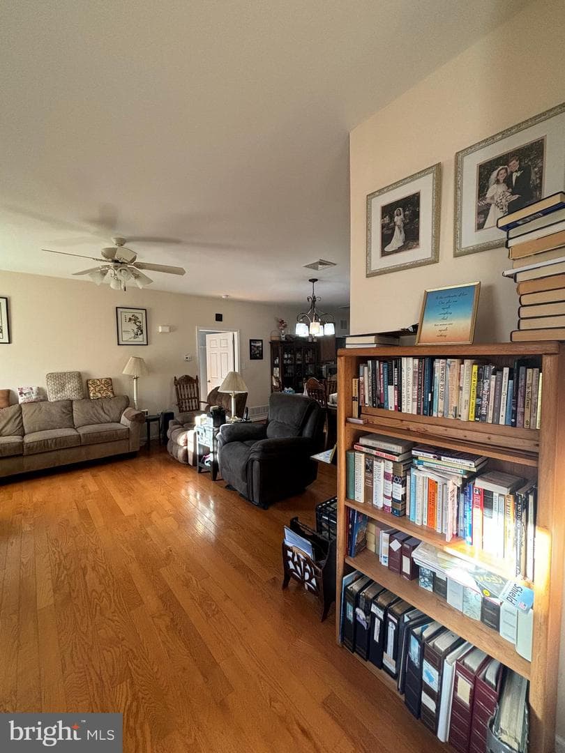 15011 Dahlia Drive photo 6