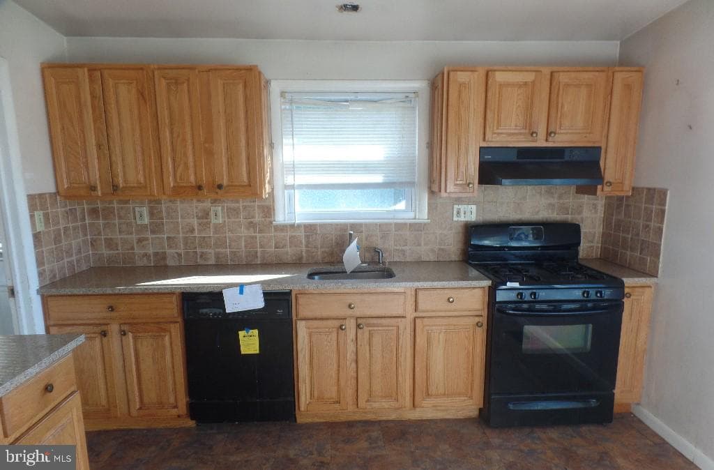 1123 Grant Avenue photo 5